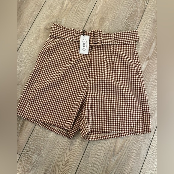 Cider Dinner Date Checkered Shorts with Belt - Picture 2 of 2